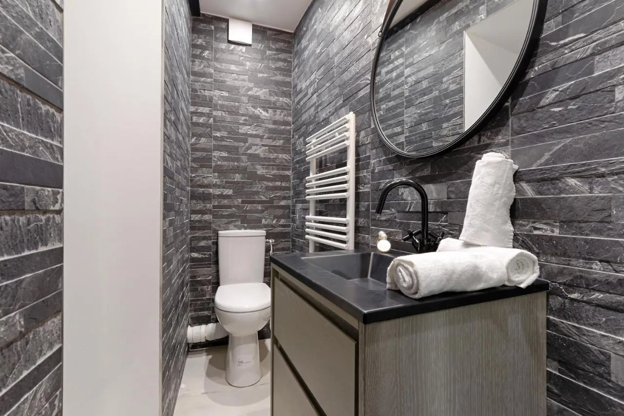 Апартаменты Stylish Duplex 4P - Bastille/Gare De Lyon Париж