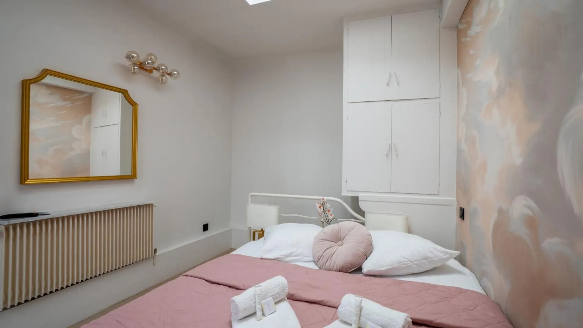 Апартаменты Stylish Duplex 4P - Bastille/Gare De Lyon Париж